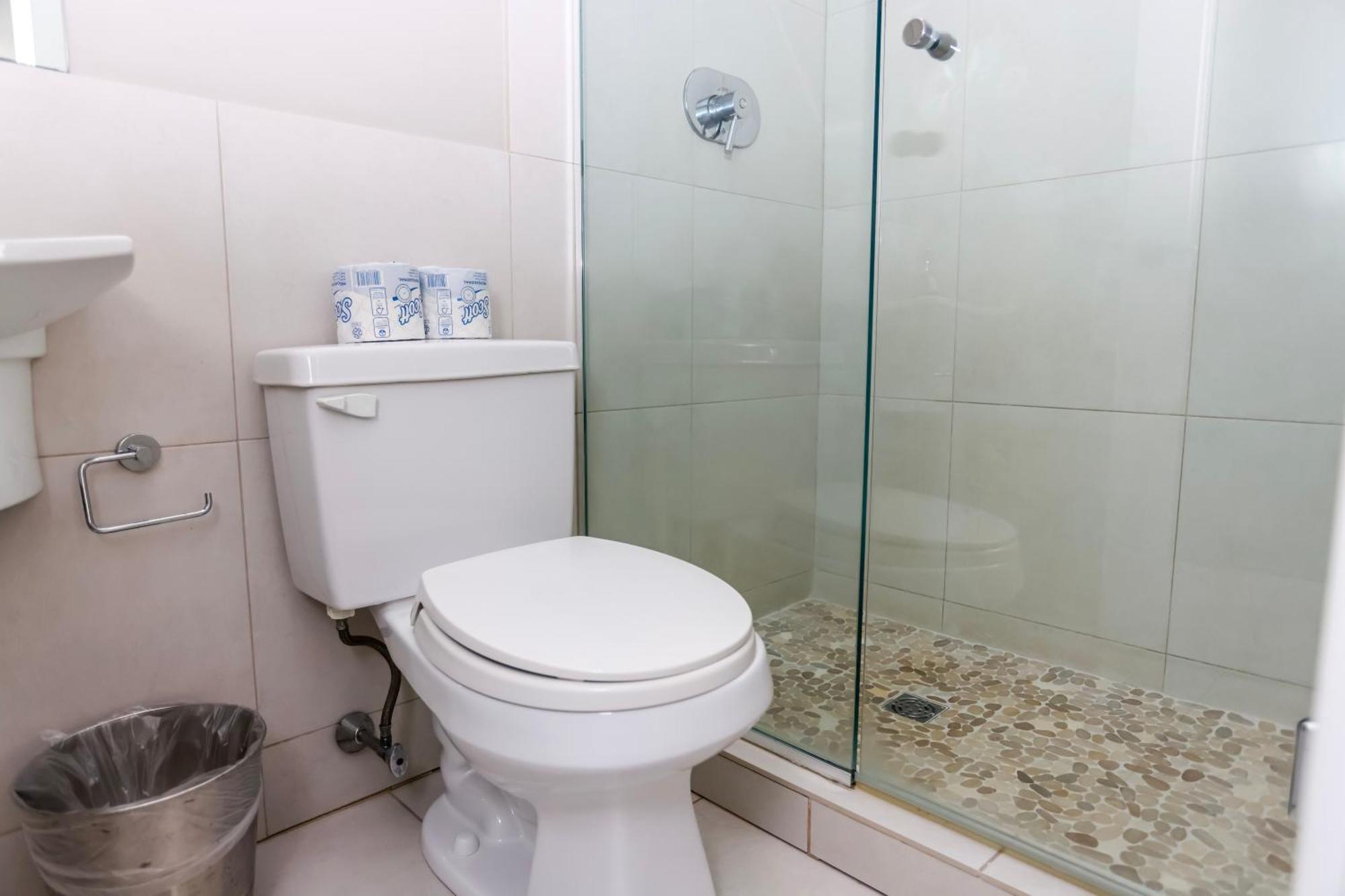 Stylish Studio On Newbury St #3 Бостън Екстериор снимка