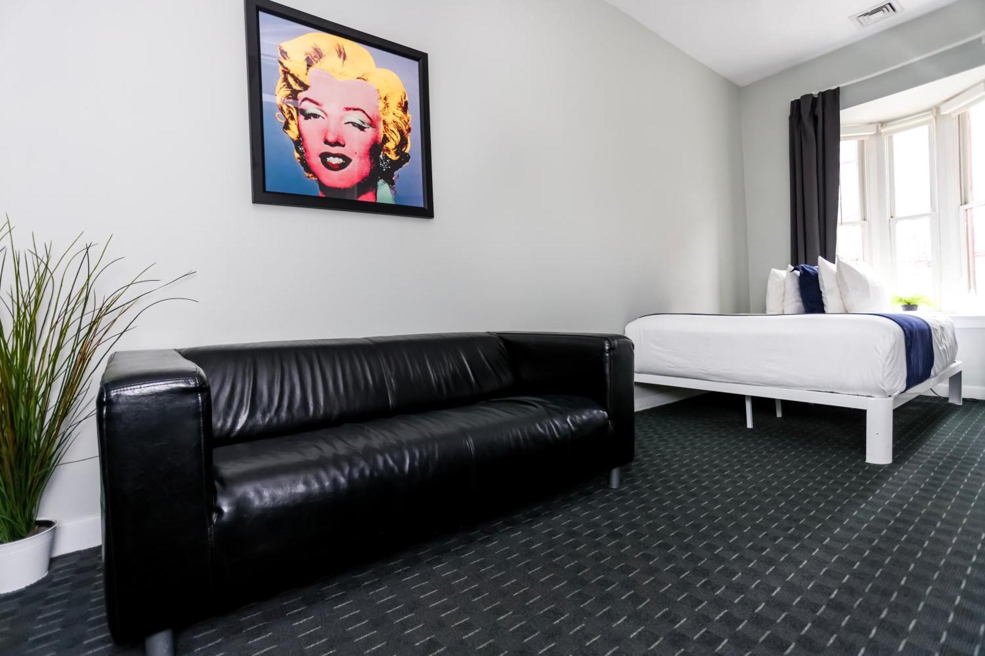 Stylish Studio On Newbury St #3 Бостън Екстериор снимка