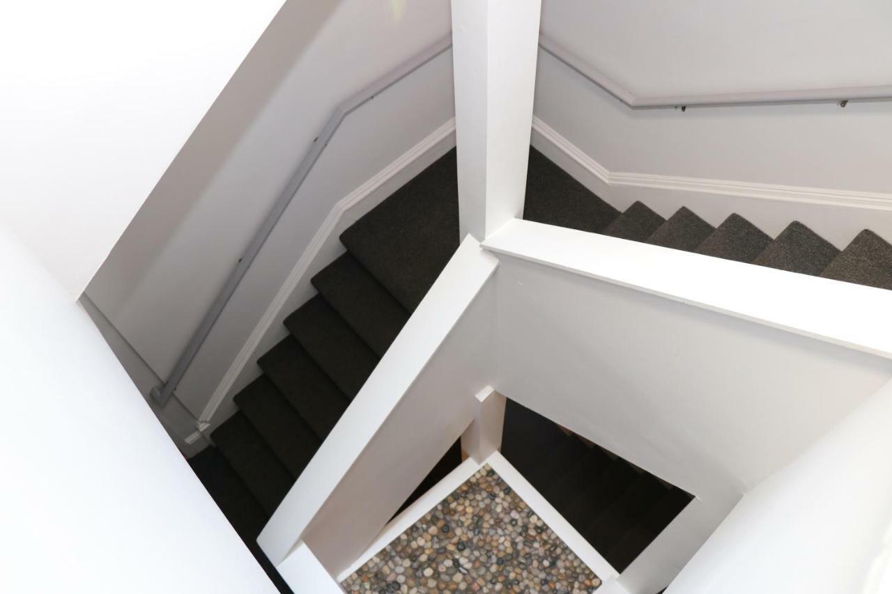 Stylish Studio On Newbury St #3 Бостън Екстериор снимка