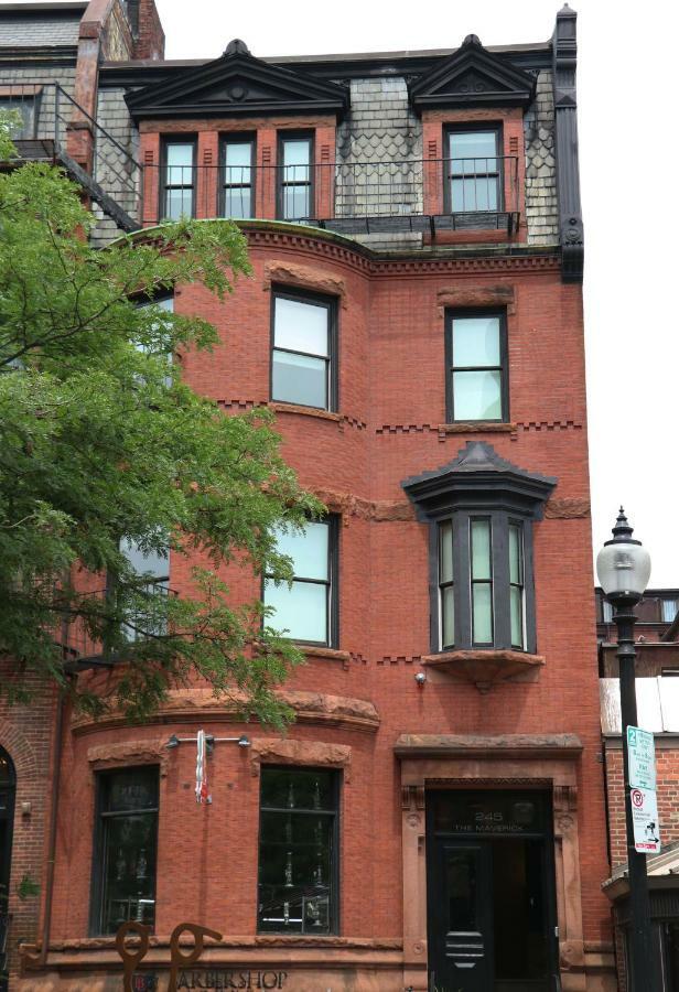 Stylish Studio On Newbury St #3 Бостън Екстериор снимка